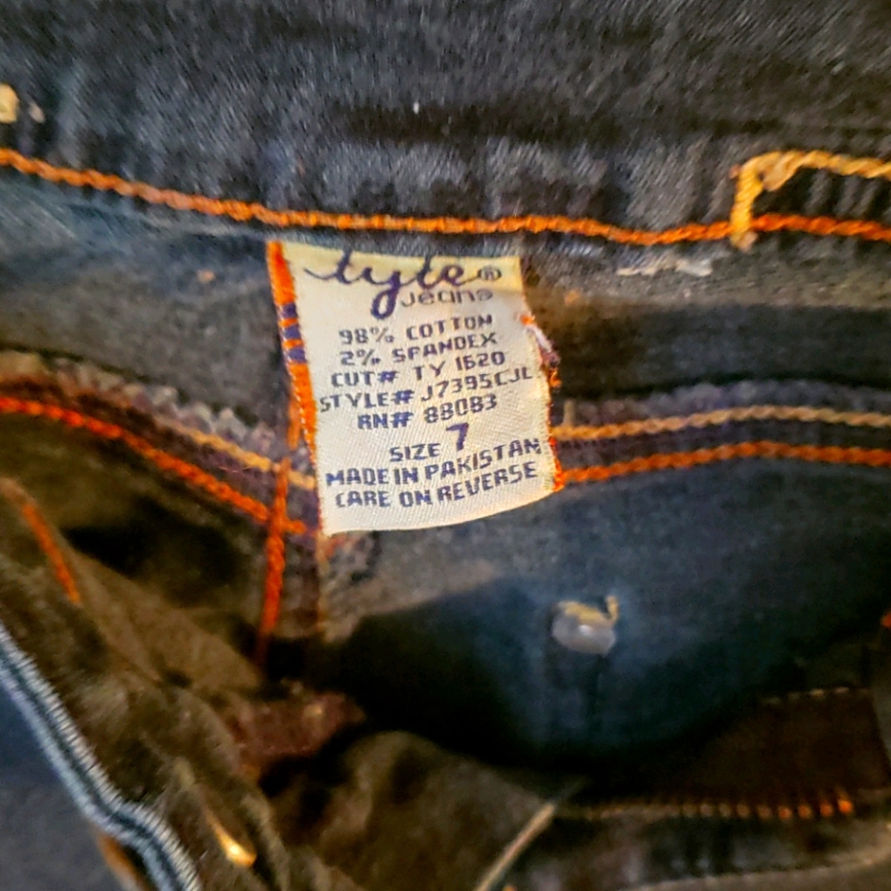 Jeans